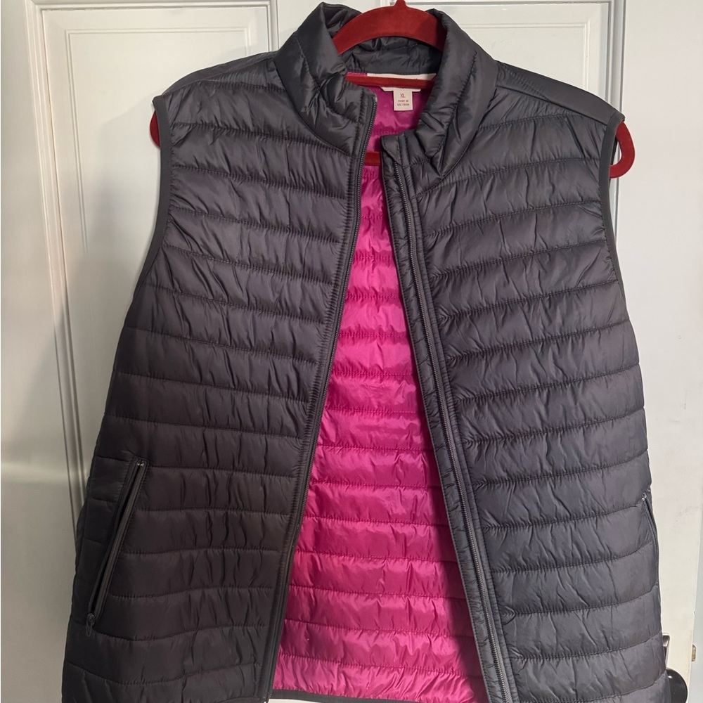 Women's Gray and Pink Quilted Vest